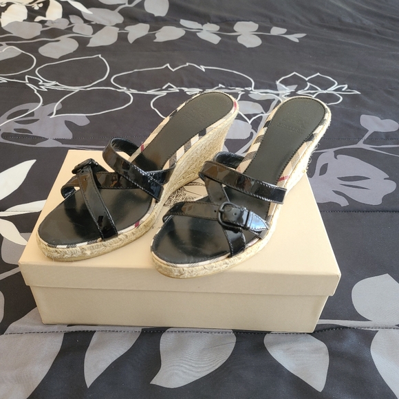 Burberry Wedge Sandal (NWOT) - Picture 1 of 9